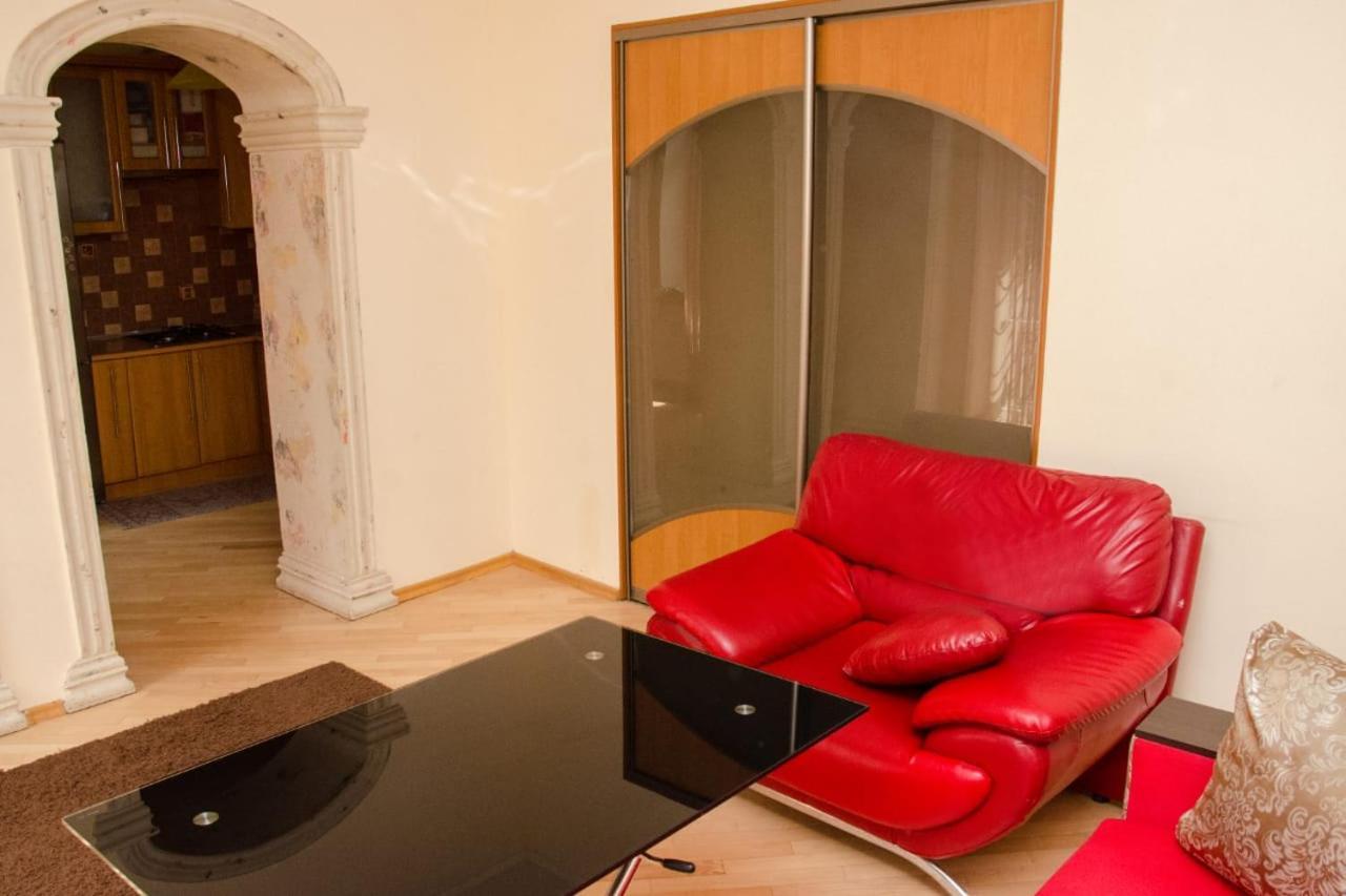 Svobody Avenue Apartment Lviv Eksteriør billede