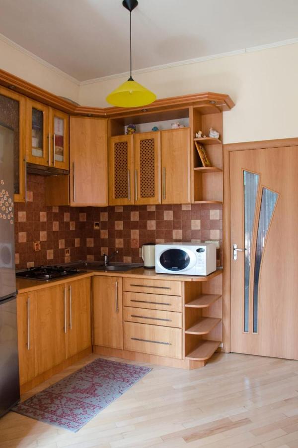 Svobody Avenue Apartment Lviv Eksteriør billede